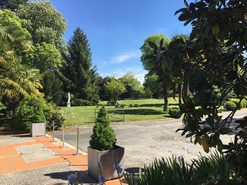 Logis Hotels- Hotel Et Restaurant Domaine De Fompeyre Bazas Kültér fotó