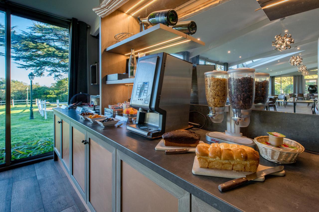 Logis Hotels- Hotel Et Restaurant Domaine De Fompeyre Bazas Kültér fotó